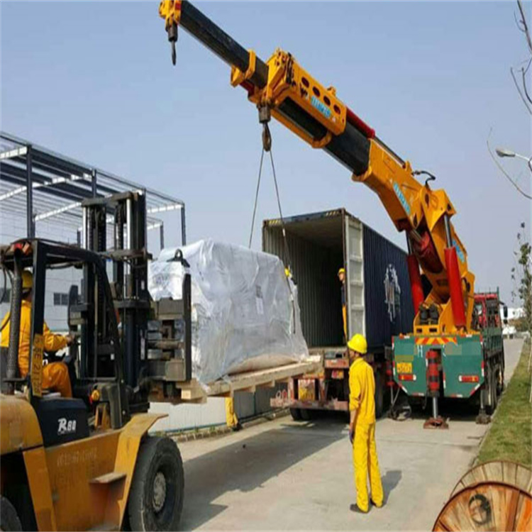 覃塘吊车租赁价格、流程、安全标准全解析，快速解决施工难题